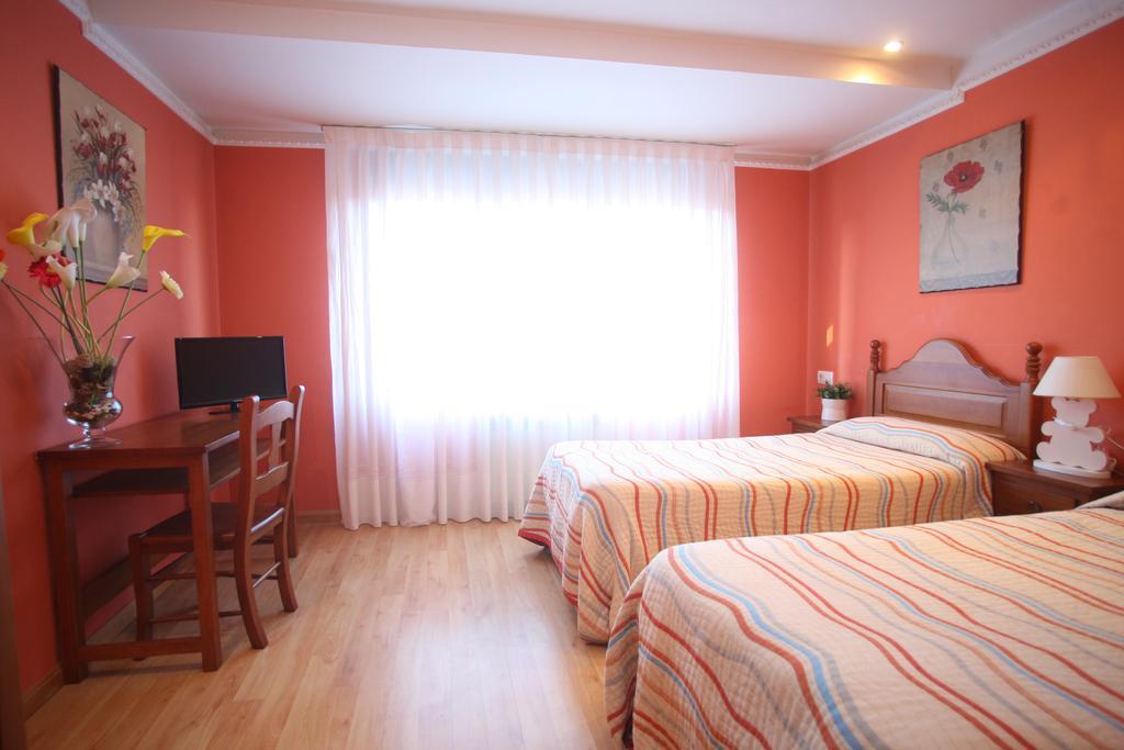 Hostal Vitorina Soria Ngoại thất bức ảnh